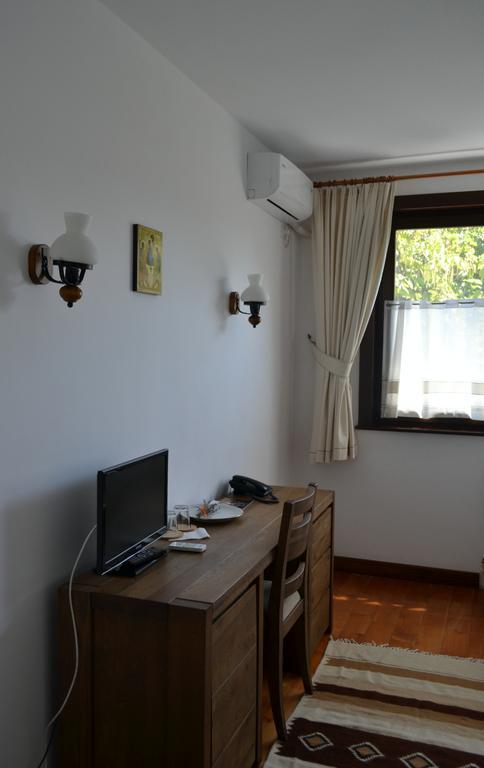 Casa De Oaspeti Sfantul Nicolae Iasi Esterno foto
