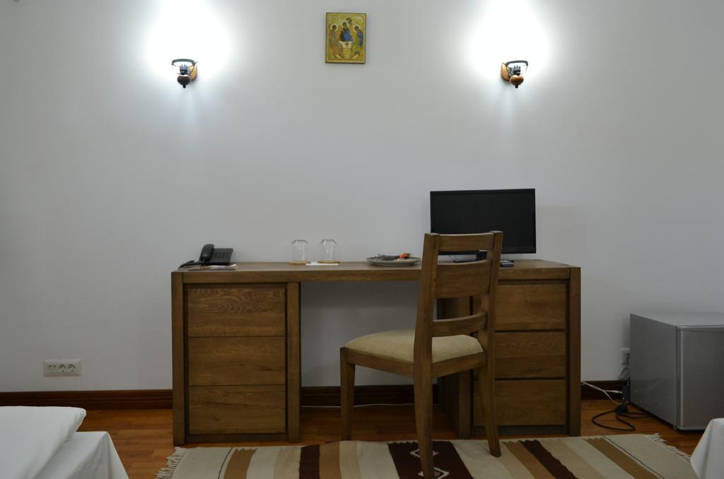 Casa De Oaspeti Sfantul Nicolae Iasi Esterno foto